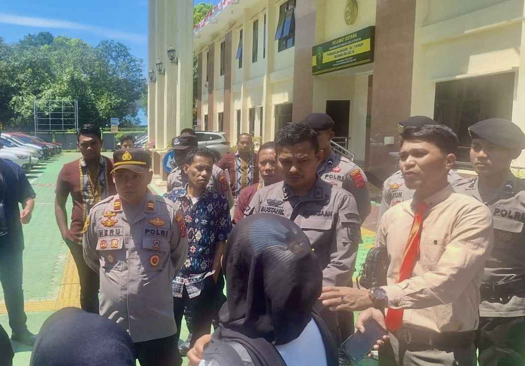 Nyaris Ricuh, Kejari Kendari Berhasil Redam Amarah Peserta Sidang Novi Pembunuhan Mertua