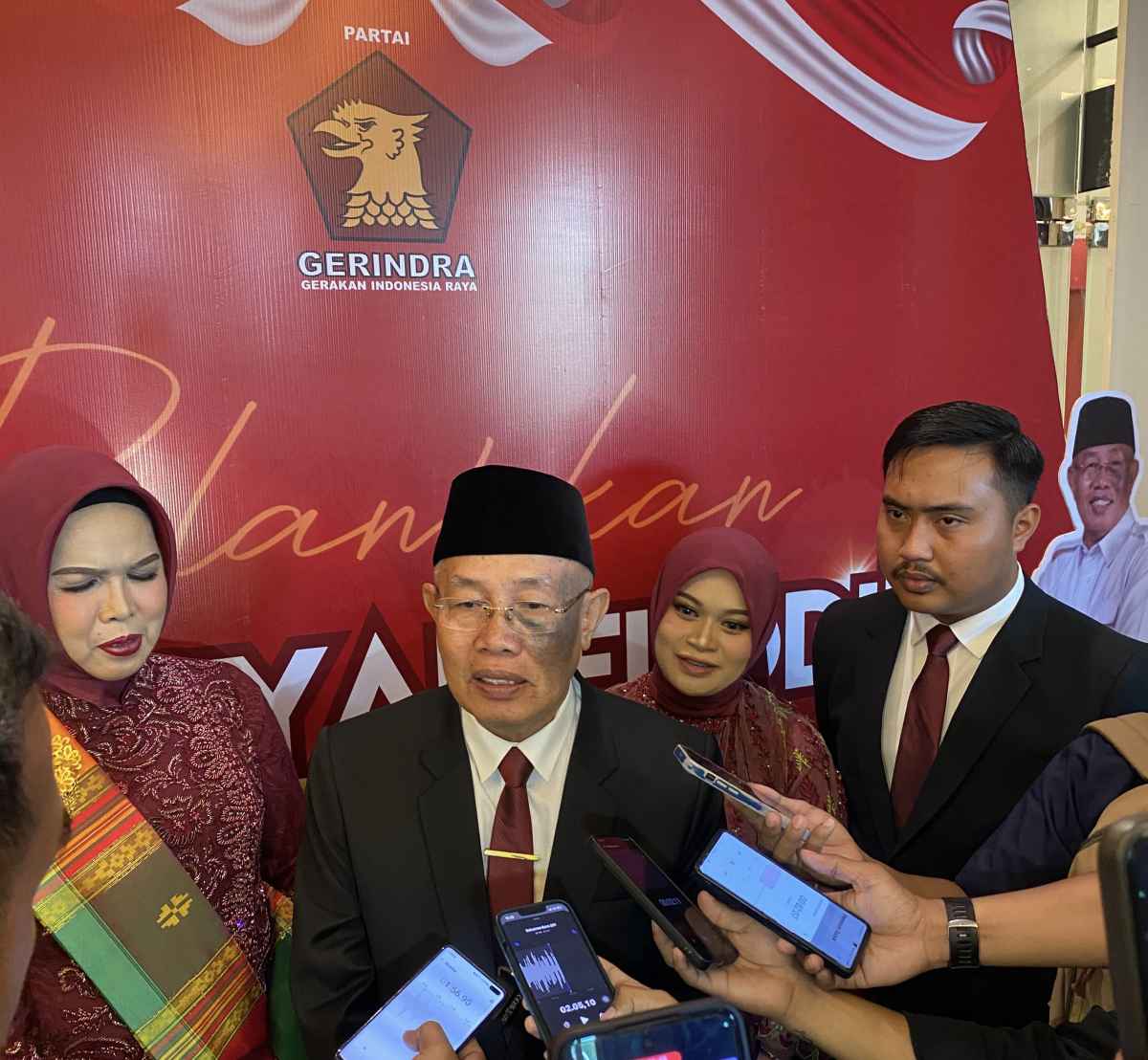 Sukses Dibirokrasi, Andi Syarifuddin Dilantik Jadi Anggota DPRD Sultra