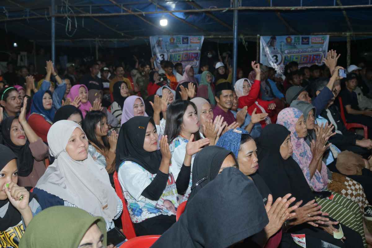 HADIR Paslon Pertama yang Kunjungi Routa, Lelah Taklukkan Jalan Ekstream Terbayarkan dengan Senyum Masyarakat HADIR Paslon Pertama yang Kunjungi Routa, Lelah Taklukkan Jalan Ekstream Terbayarkan dengan Senyum Masyarakat