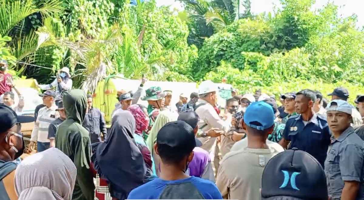 Perjuangkan Tanah Leluhur, Warga Wowonii Berhadapan dengan Anak Perusahaan Raksasa Harita Grup