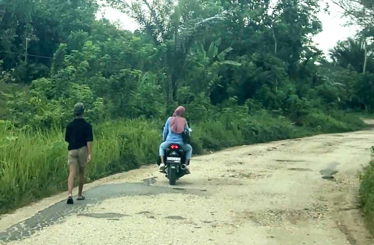 Jalan Angata-Andoolo Diperbaiki Februari 2025, Masyarakat: Hj Hasmawati Dewan Gerindra Terbaik, Terima Kasih Pak Prabowo