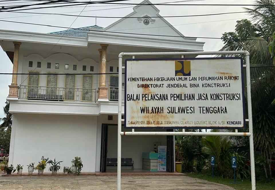 Binakon: “Drama Korea” Ala BP2JK Untuk Mengelabui Dugaan Kolusi Proses Dua Tender di Konawe