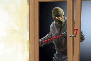 Maling-Ilustrasi-450x296 Maling di Butur Menggondol Rujab Bupati