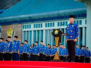 Gubernur Sultra Bagikan THR ke ASN Golongan I dan II, Pakai Dana Pribadi