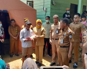 Wali Kota Kendari Akan Bangun 18 Unit Rumah bagi Korban Kebakaran di TPA Puuwatu