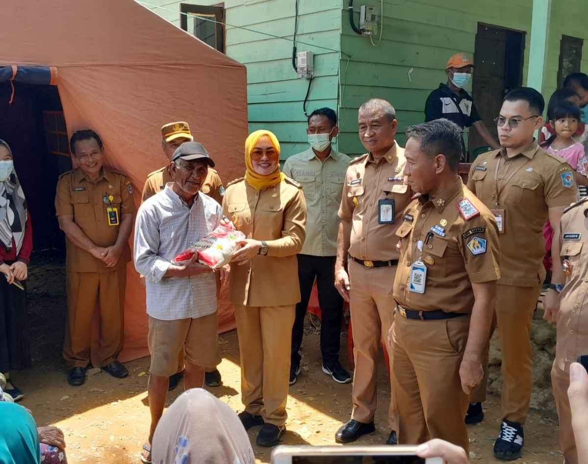 Wali Kota Kendari Akan Bangun 18 Unit Rumah bagi Korban Kebakaran di TPA Puuwatu