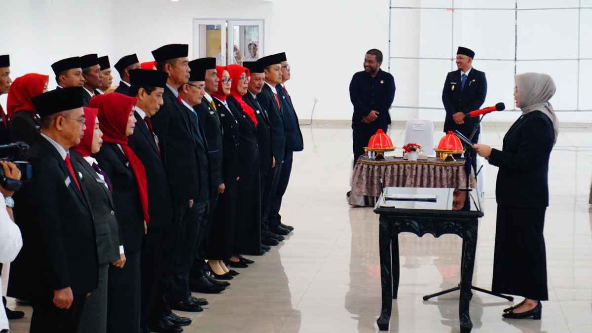 25 Pejabat Eselon II Pemkot Kendari Dilantik, Walikota: Pejabat Jangan Sebar Hoax