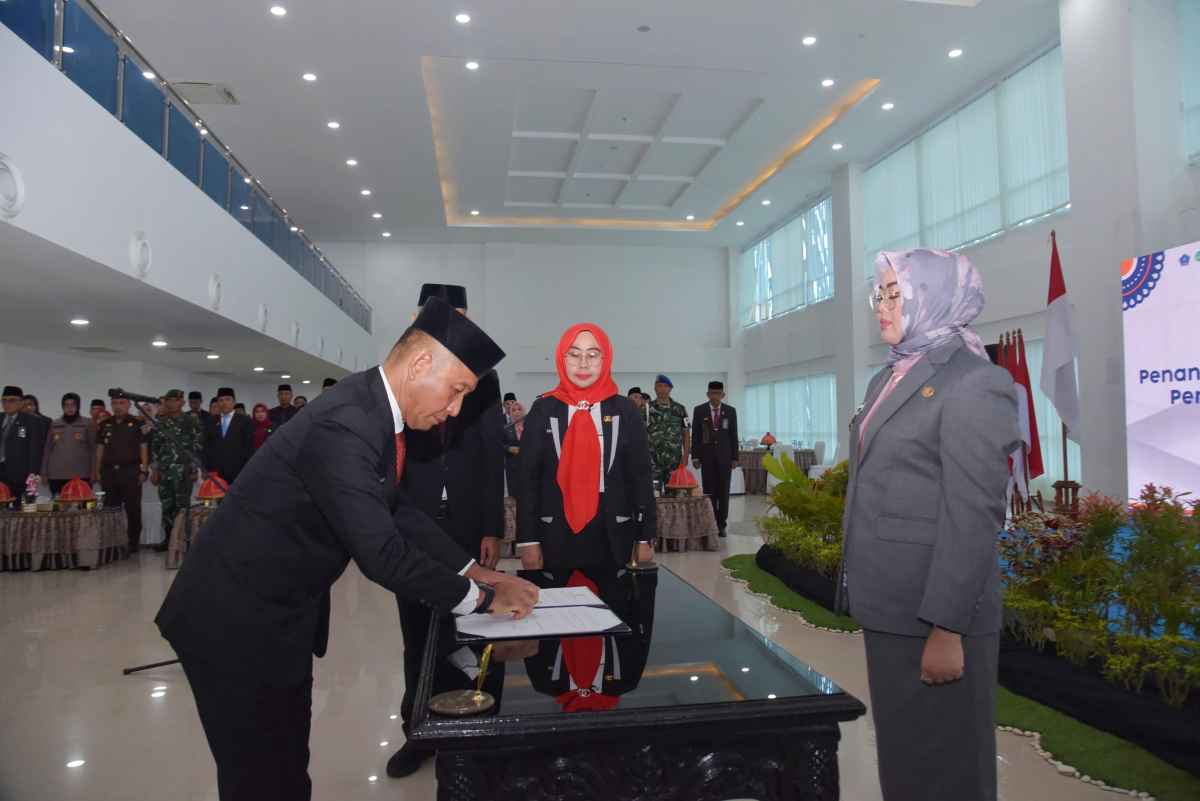 Lantik Amir Hasan jadi Sekda Definitif, Walikota Kendari: ASN Bandel Harus Ditindak Tegas