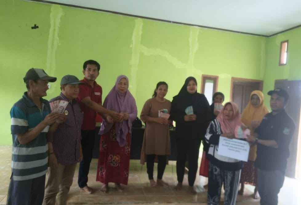 Pemdes Sawapatani Salurkan BLT DD Tahun 2025 ke 20 KPM