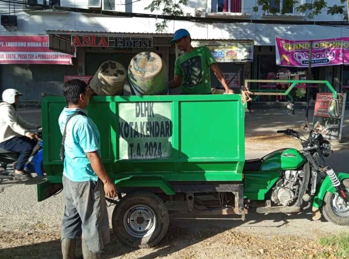 DLHK Kendari Edukasi Pengelolaan Sampah Plastik Hingga Miliki Nilai Ekonomis
