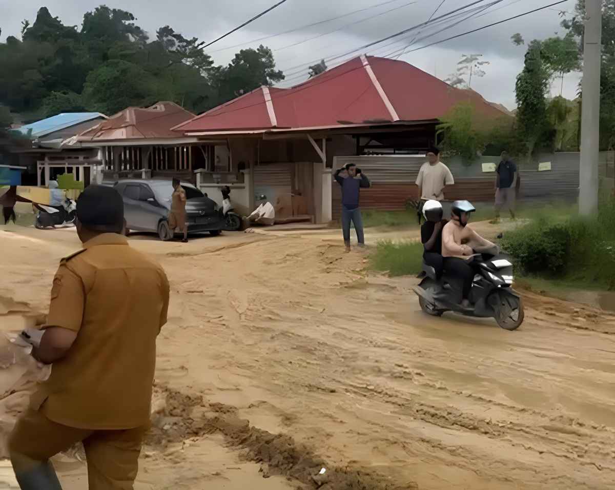 Curah Hujan Tinggi, Pemkot Kendari Melalui Camat Wua-wua Gerak Cepat Antisipasi Banjir