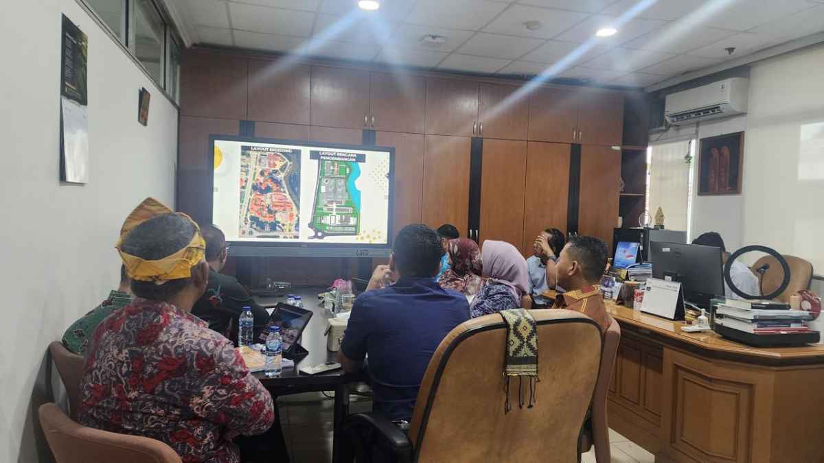 Pemkot Kendari Usul Pembangunan RSUD Tipe B ke Bappenas Pemkot Kendari Usul Pembangunan RSUD Tipe B ke Bappenas