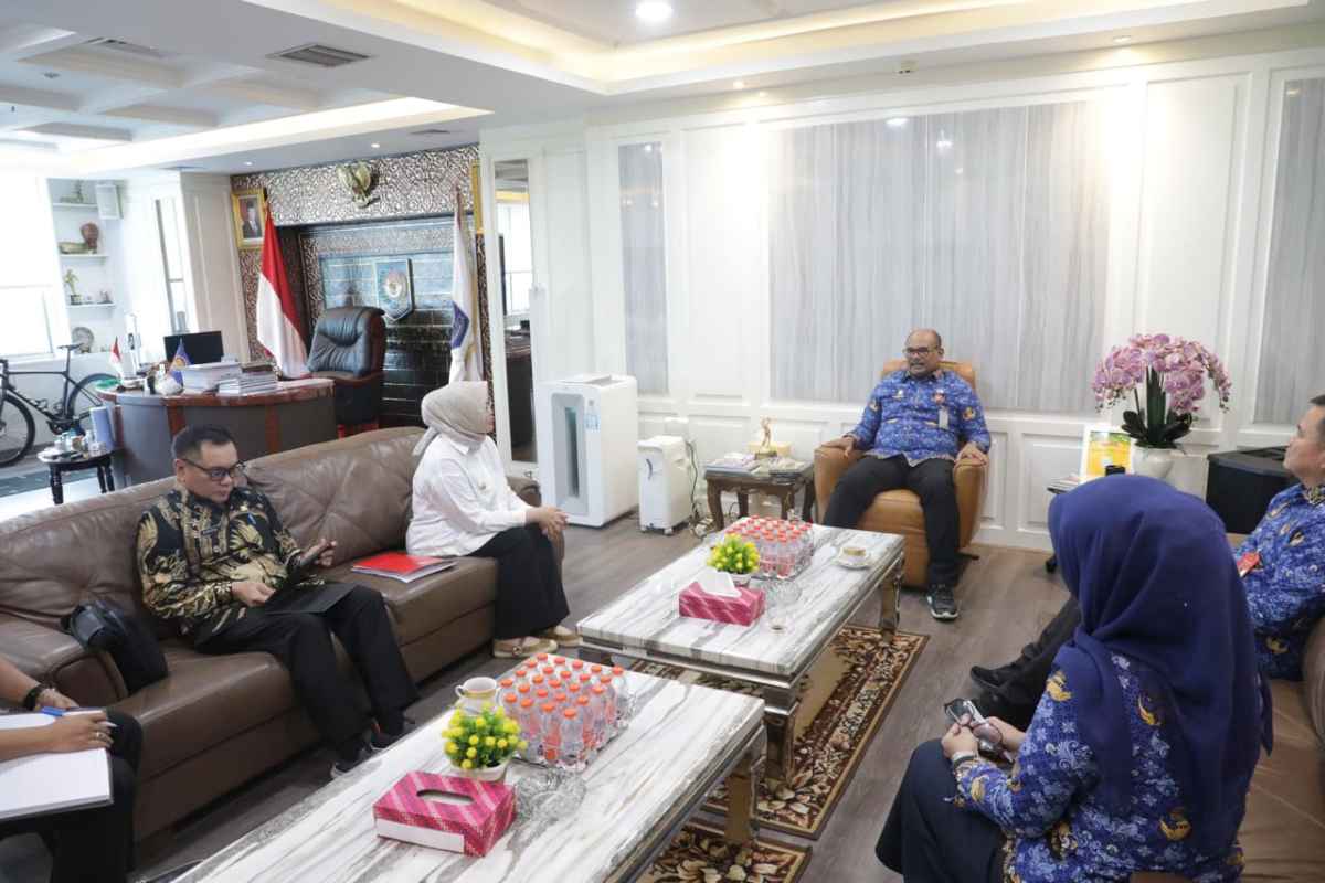 Untuk Pelayanan Maksimal, Walikota Kendari Menghadap Kemendagri Guna Peningkatan Sarana Damkar dan Satpol PP