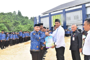 Bupati Konkep Lantik 107 PNS dan 776 PPPK Paruh Waktu di Akhir 2025