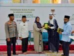 Alquran Tinta Emas dari Raja Salman Untuk Walikota Kendari