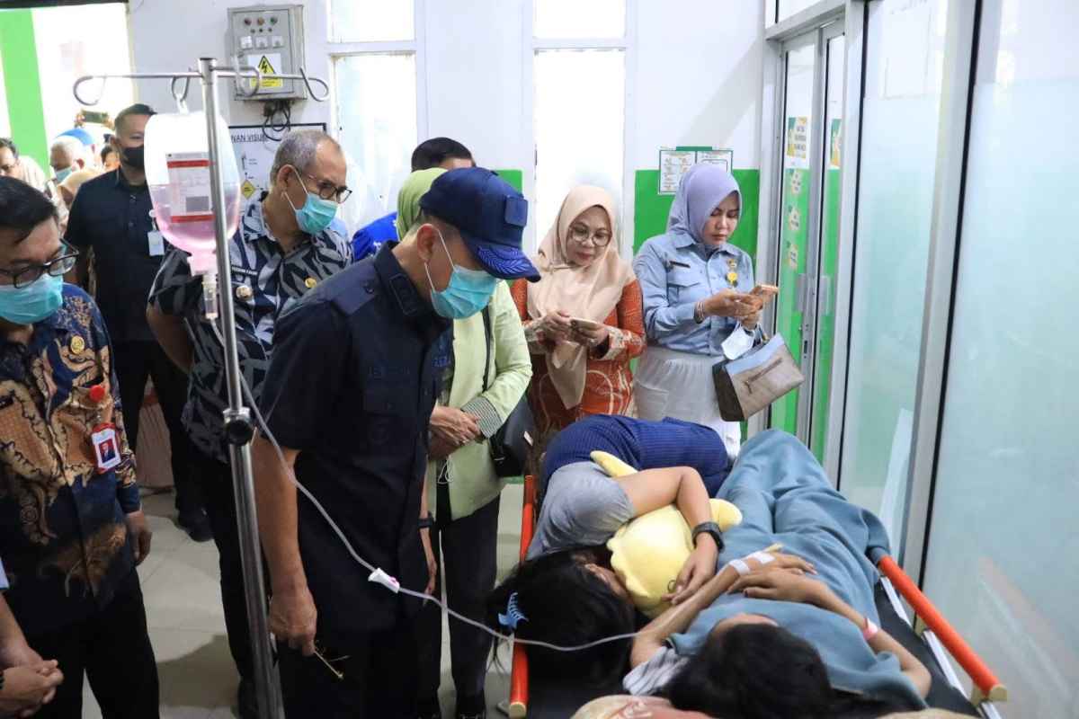 Gubernur Tinjau Fasilitas Kesehatan di RSUD Kota Baubau