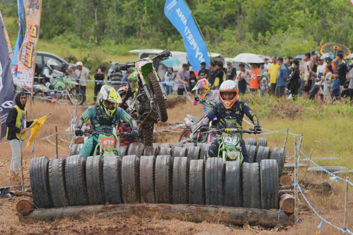 Triple A Trail Sukses Gelar Enduro Rally, Rider Top Nusantara Kagum Keindahan Alam Kota Bau-bau