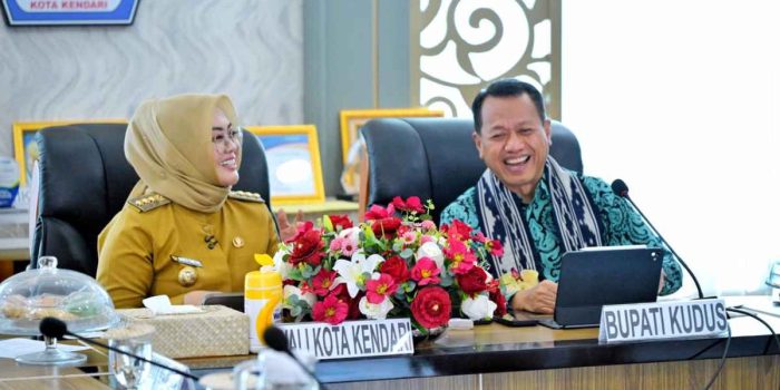 Bupati Kudus Kagum Strategi Peningkatan IPM Walikota Kendari