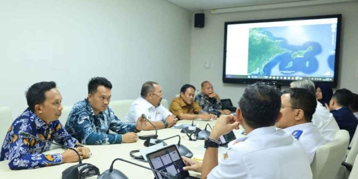 Dorong Konektivitas Kepulauan, Bupati Bombana Perjuangkan Penambahan Armada Ferry dan Infrastruktur Pelabuhan