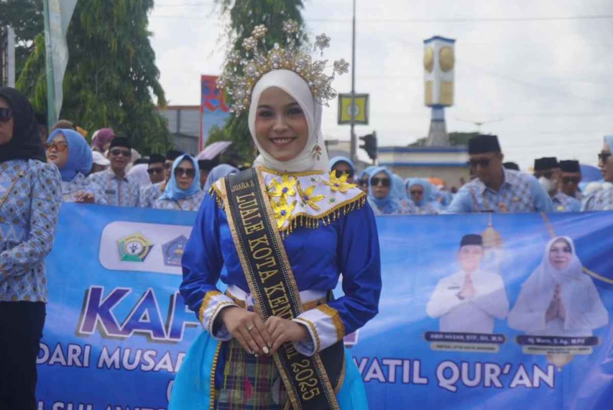 Kafilah Kota Kendari Tampil Memukau di Pawai Ta’aruf MTQ XXXI Sultra 2026 Kafilah Kota Kendari Tampil Memukau di Pawai Ta’aruf MTQ XXXI Sultra 2026