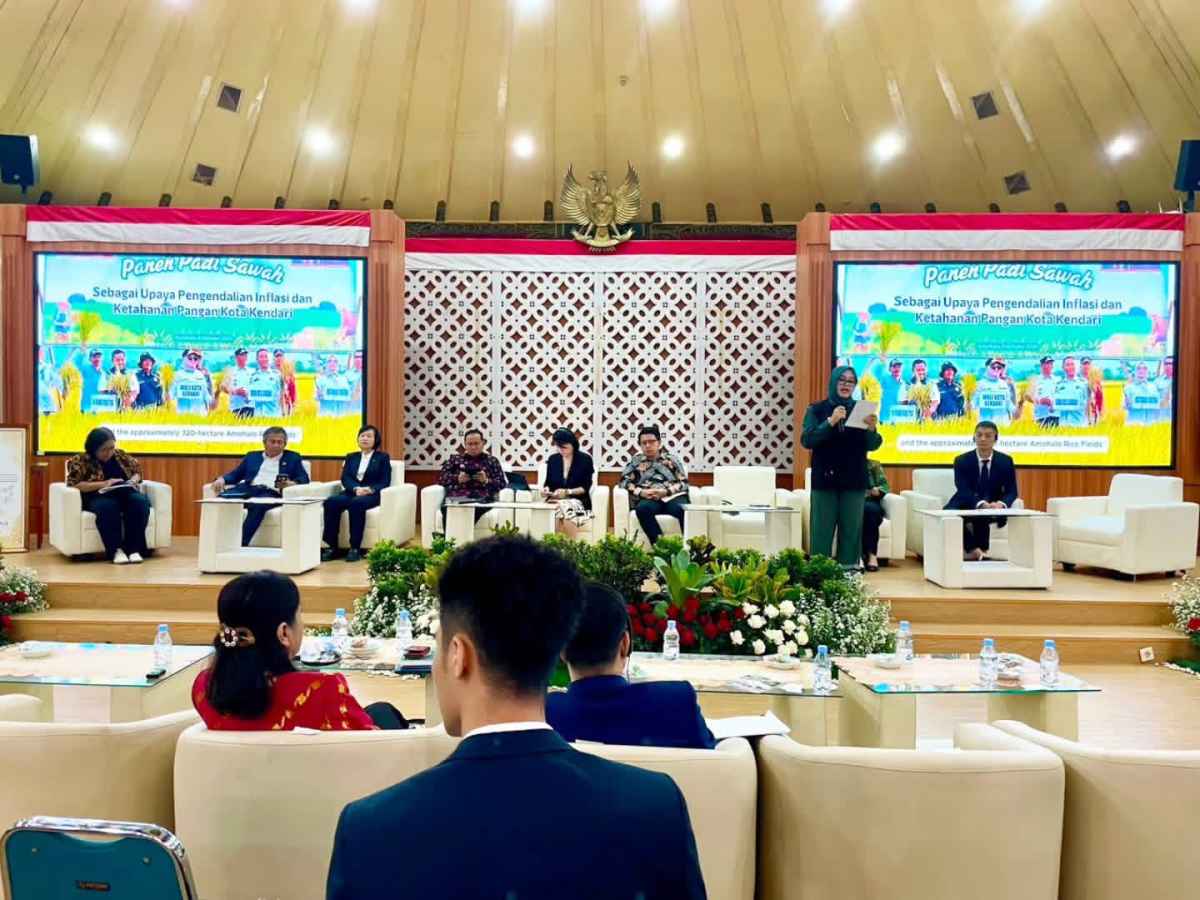Walikota Kendari Paparkan Potensi Wisata Nambo dan Kebun Raya ke Delegasi Cina