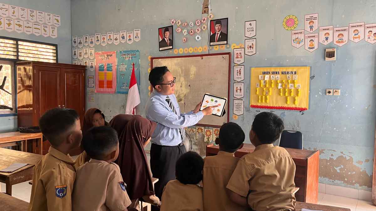 Pijar Inspirasi 2026 Kenalkan Berbagai Profesi ke Siswa-siswi di Pesisir Konawe